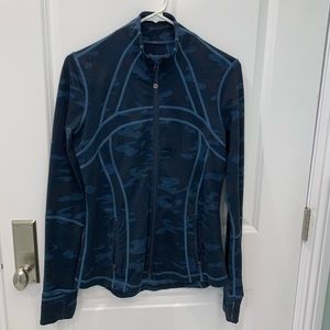 Lululemon blue/black cameo Define Jacket